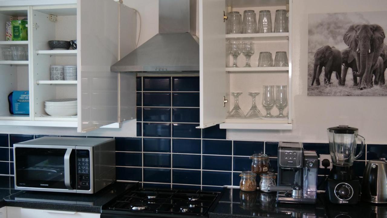 Milton Keynes Luxury Short Stay House With Wifi And Free Parking Wolverton (Buckinghamshire) Exterior foto