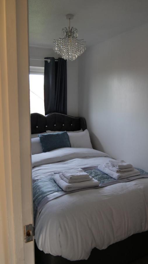 Milton Keynes Luxury Short Stay House With Wifi And Free Parking Wolverton (Buckinghamshire) Exterior foto