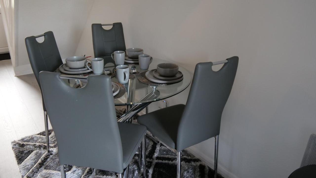 Milton Keynes Luxury Short Stay House With Wifi And Free Parking Wolverton (Buckinghamshire) Exterior foto